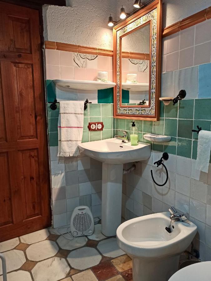 La Fabriqueta De Cent Piques Guest House Fontanars dels Alforins Eksteriør bilde